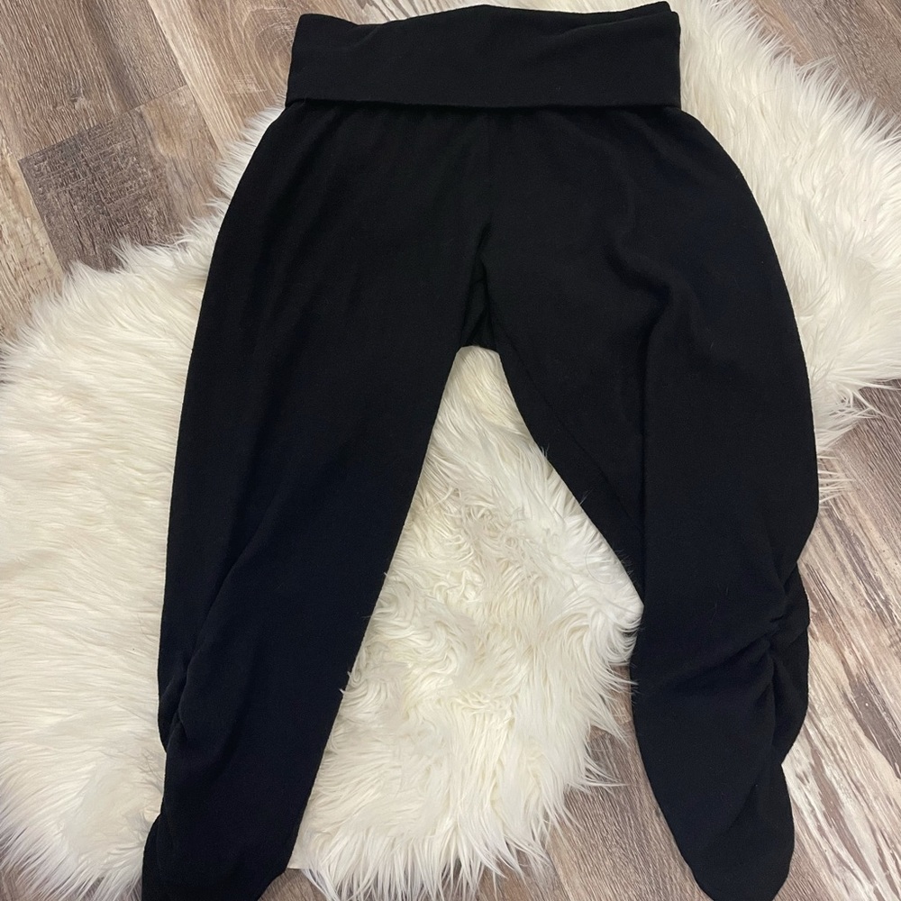 Venus large fold down waist Harlem style black cropped pants